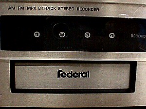 Federal MPX 9005 AM-FM MPX 8 Track Stereo Recorder.JPG (27329 bytes)