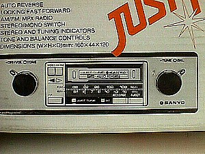 Sanyo FT-230M Auto Reverse Car Stereo b.JPG (41770 bytes)